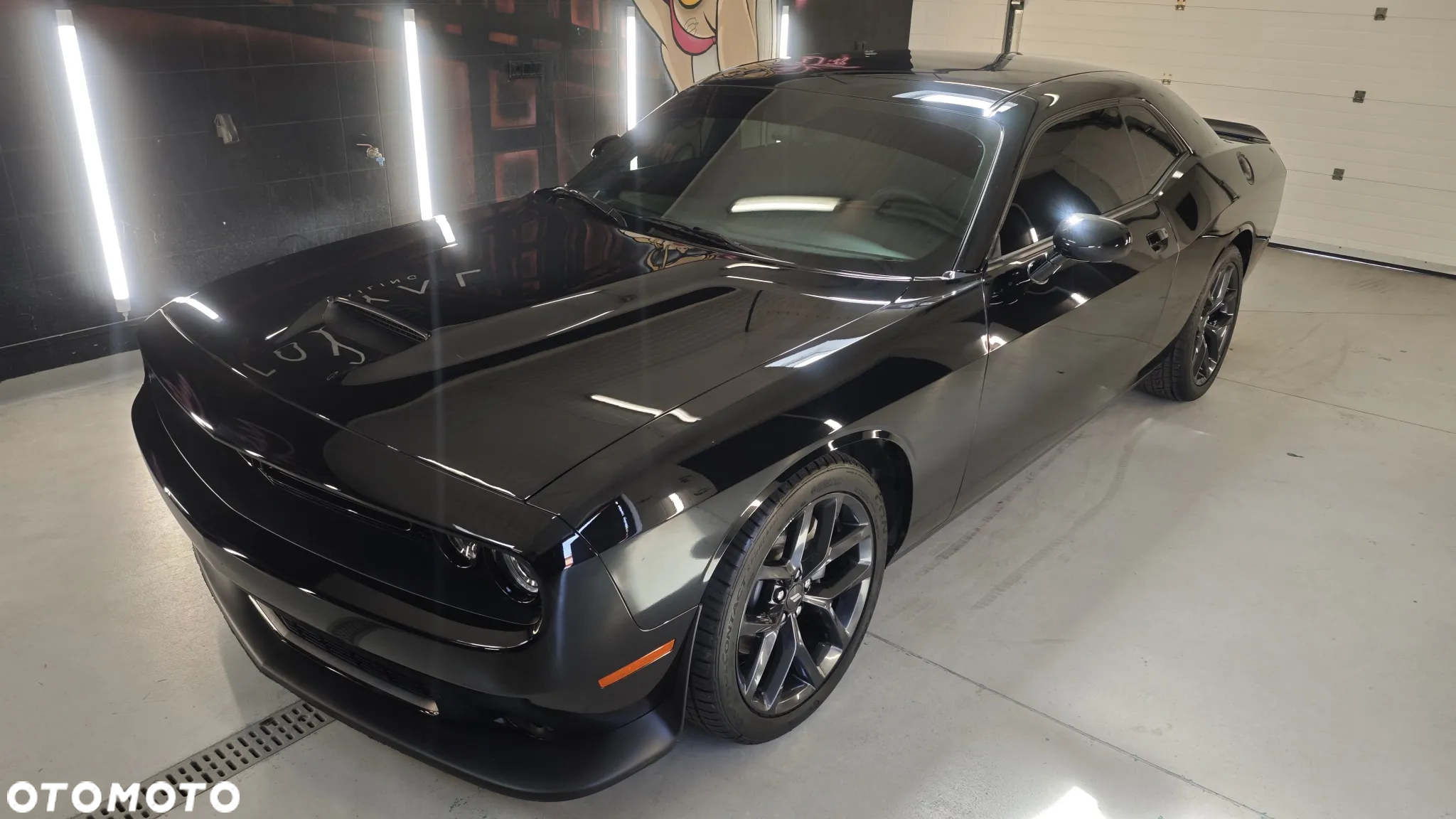 Dodge Challenger 5.7 R/T - 32