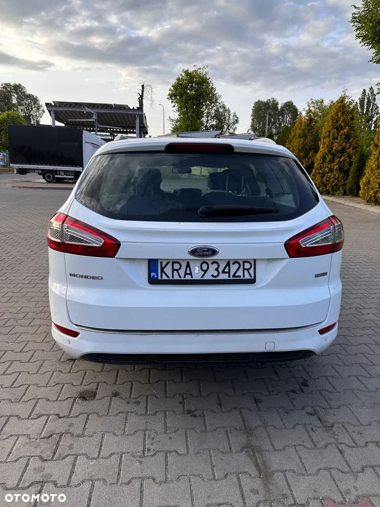 Ford Mondeo 1.6 TDCi Titanium - 4