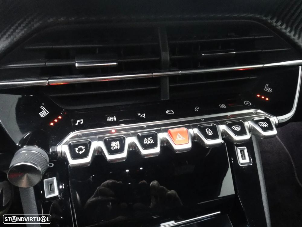 Peugeot e-208 50 kWh GT Pack - 23