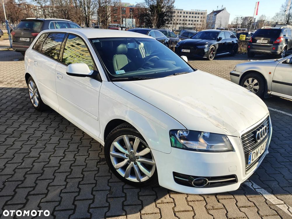 Audi A3 Sportback 2.0 TDI DPF (DSG) S tronic Attraction - 1