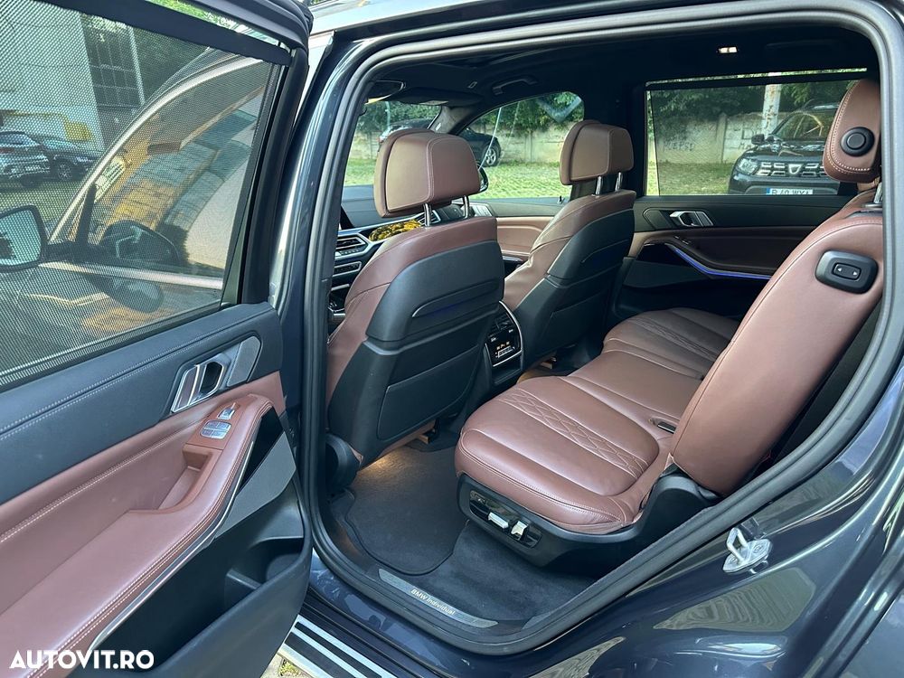 BMW X7 xDrive40d MHEV - 17