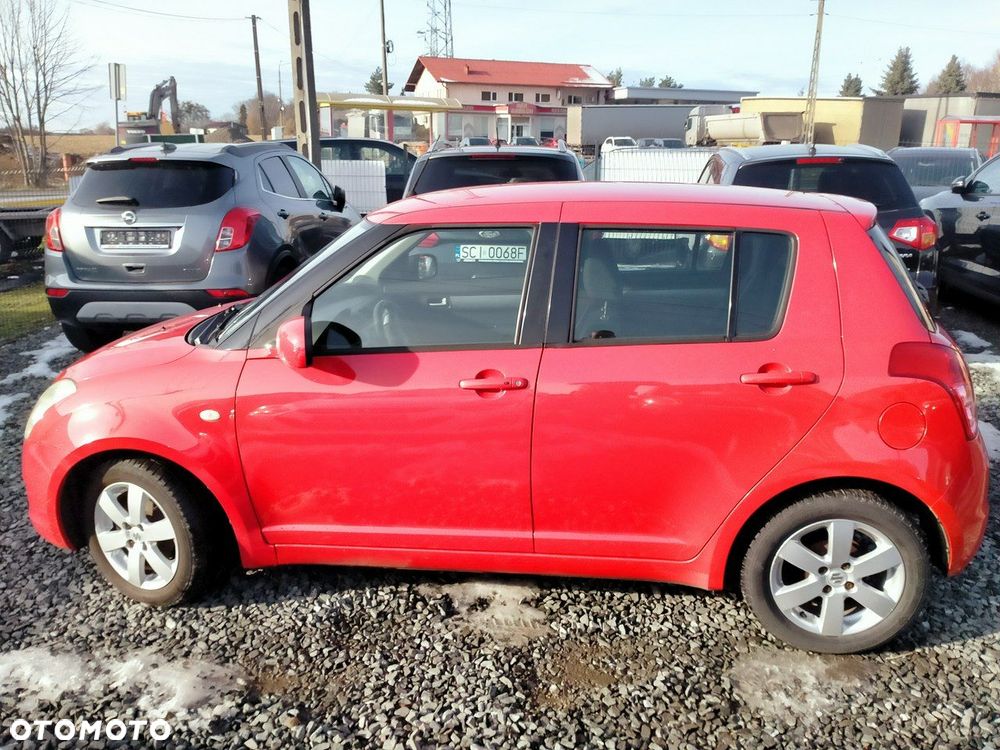Suzuki Swift - 3