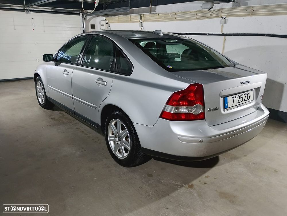 Volvo S40 - 2