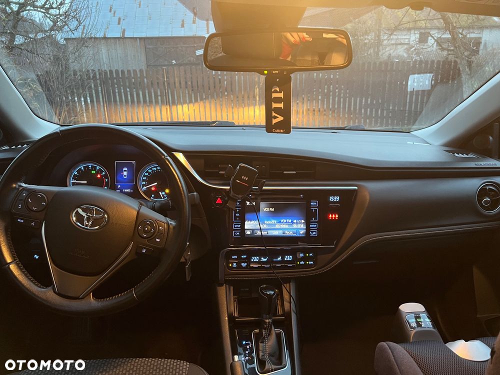 Toyota Corolla 1.6 Comfort MS - 9