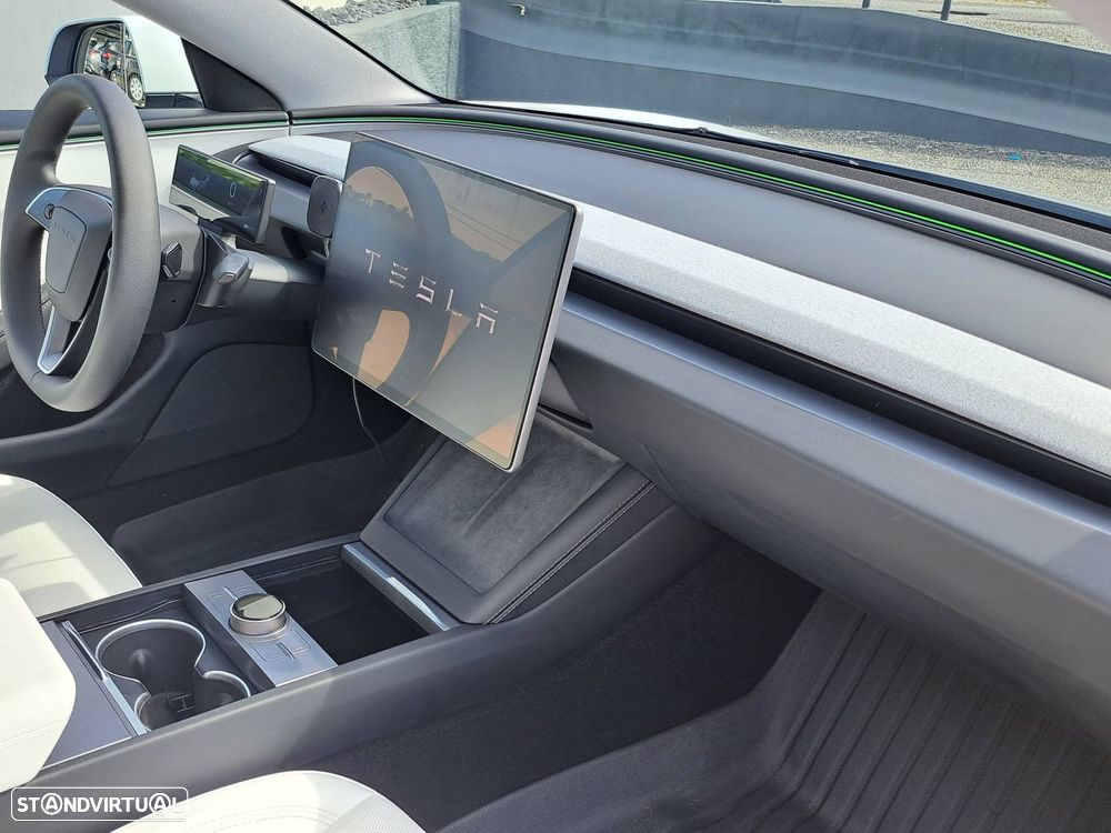 Tesla Model 3 Tração Traseira Premium - 21