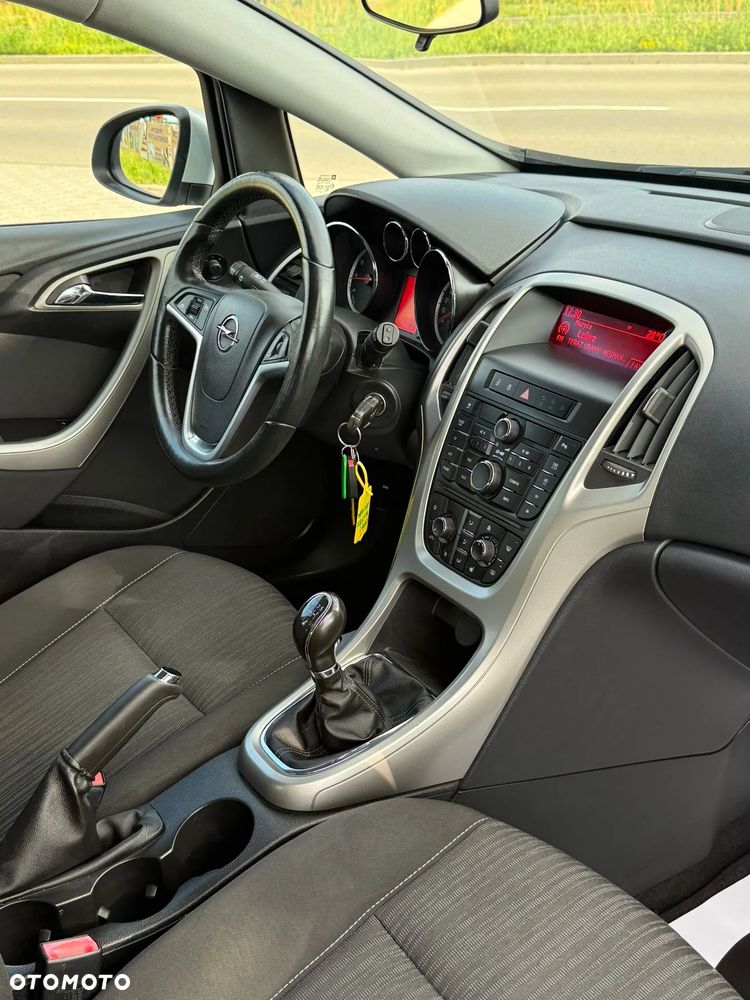 Opel Astra 1.4 Turbo - 9