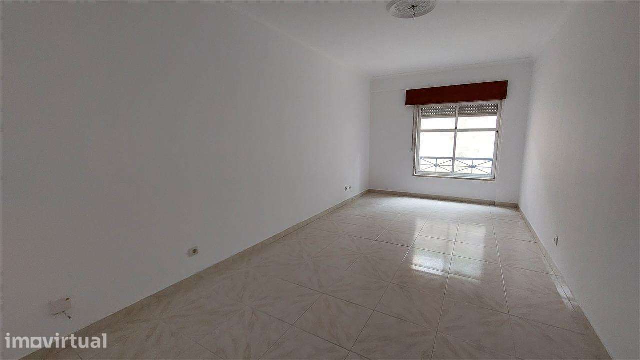 Apartamento em Sintra, Algueirão-Mem Martins - Grande imagem: 3/13
