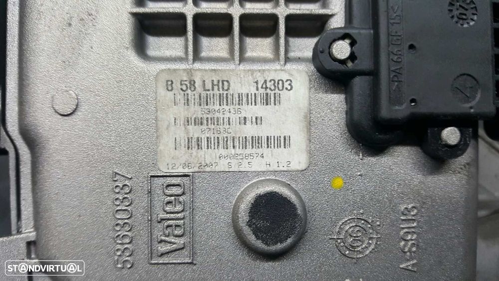 MOTOR LIMPA-VIDROS FRONTAL CITROEN C4 PICASSO SX - 2