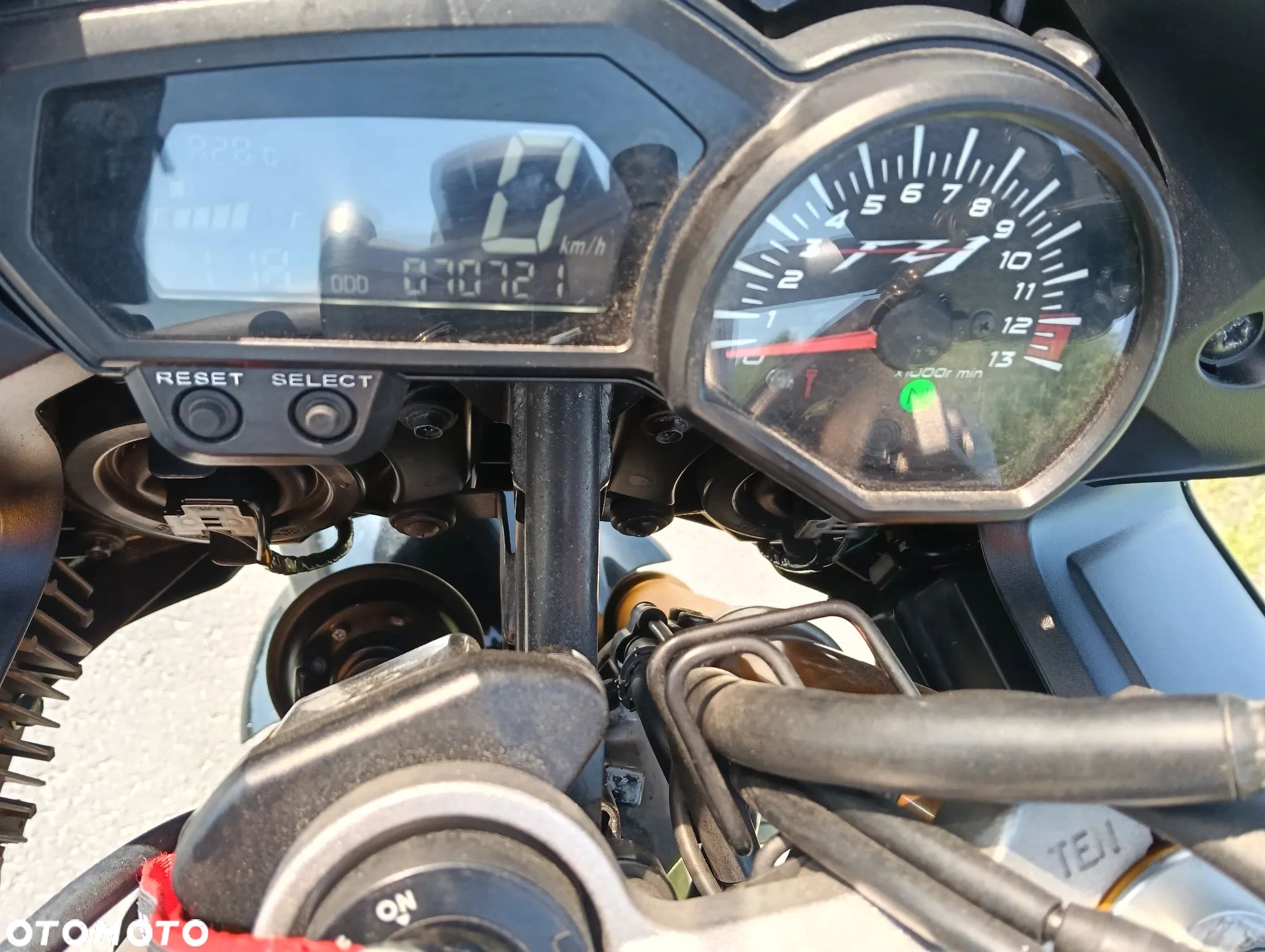 Yamaha FZ - 4