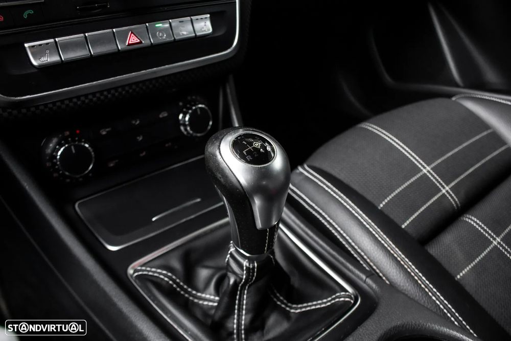 Mercedes-Benz A 180 d Style - 17