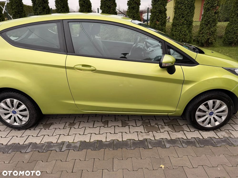 Ford Fiesta - 2