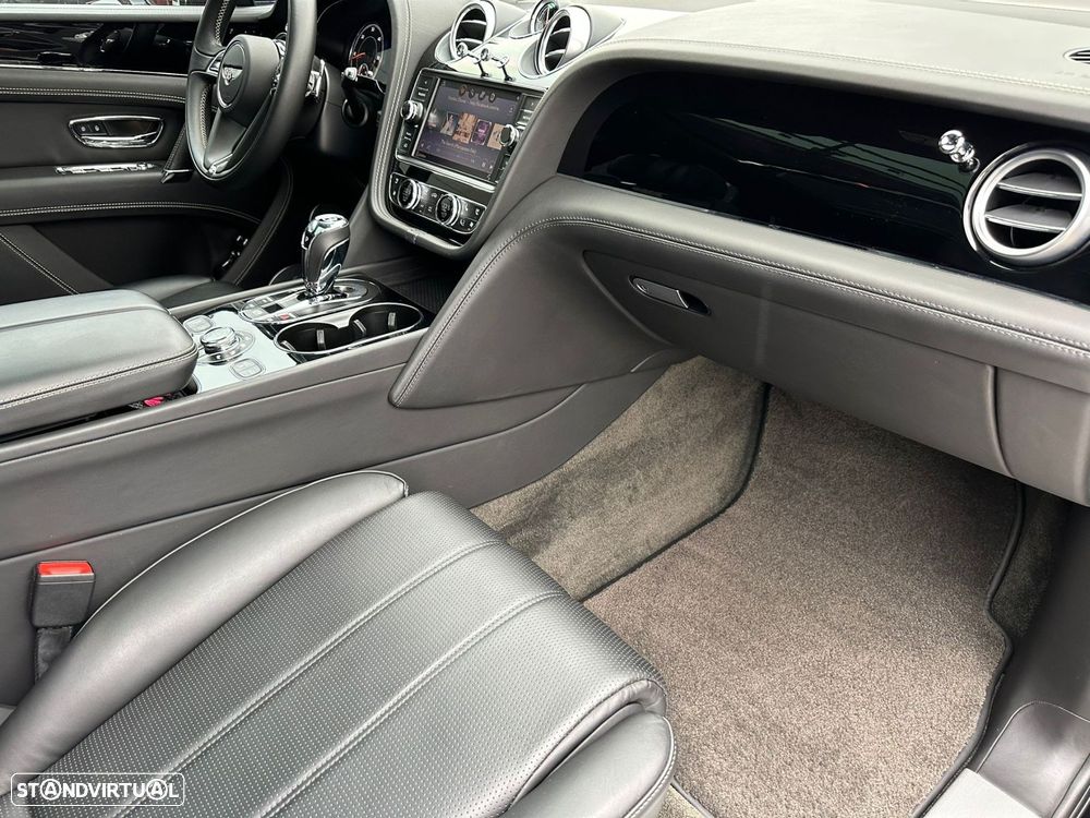 Bentley Bentayga V8 - 18