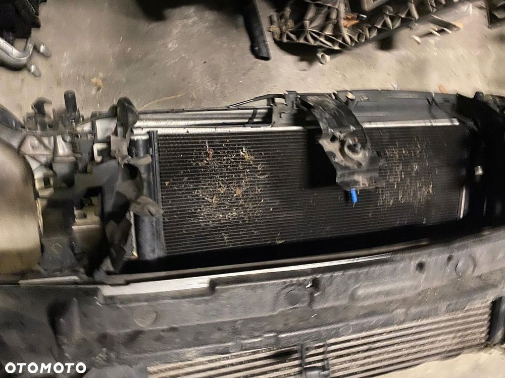 pas przedni chłodnica audi a6 c8 4k - 3
