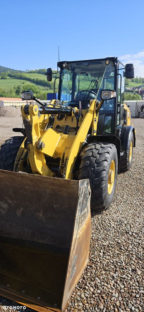 Caterpillar 906M - 9
