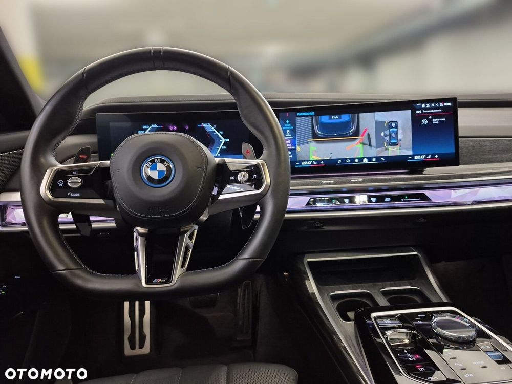 BMW Seria 7 - 23