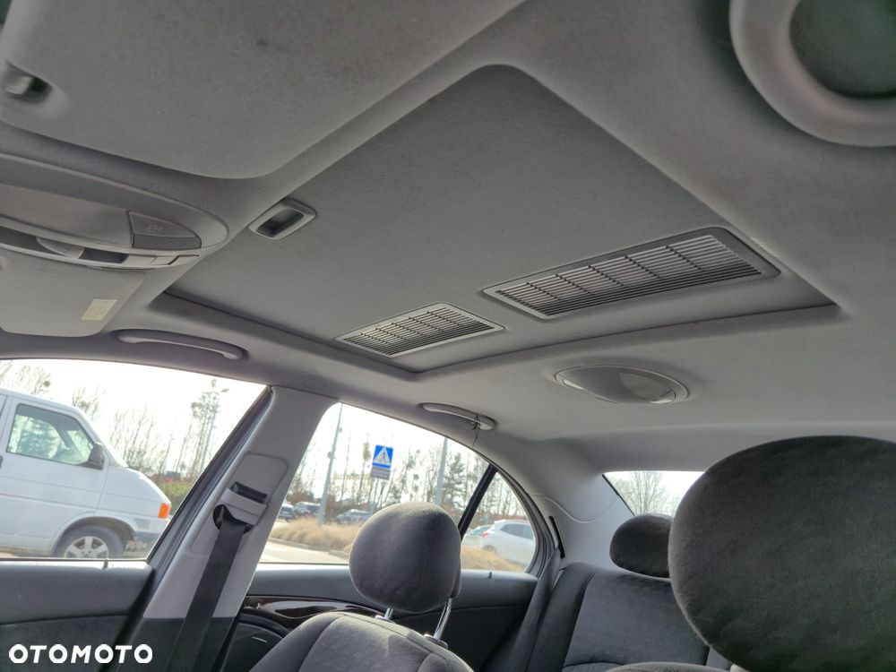 Mercedes-Benz Klasa E 240 Classic - 10