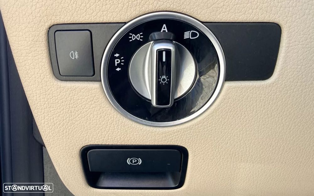 Mercedes-Benz SLK 200 (BlueEFFICIENCY) 7G-TRONIC - 45