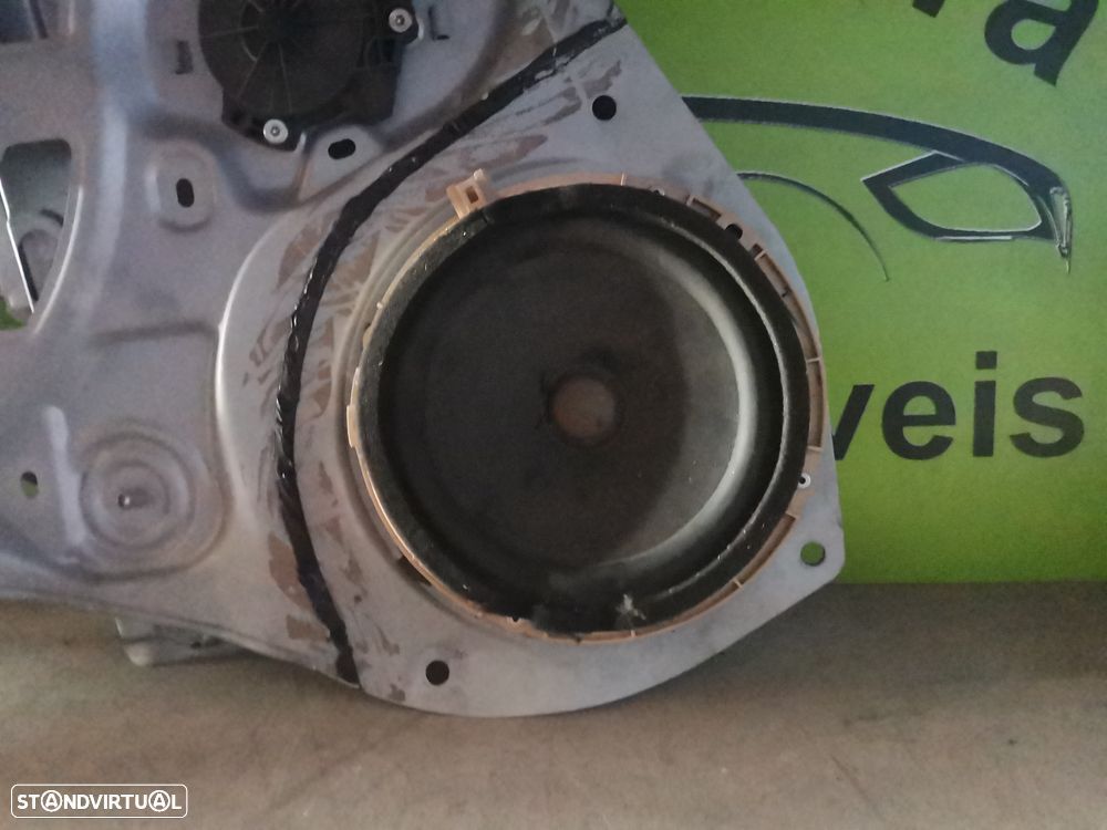 KIA SPORTAGE ELEVADOR TRÁS ESQUERDO - E090 - 2