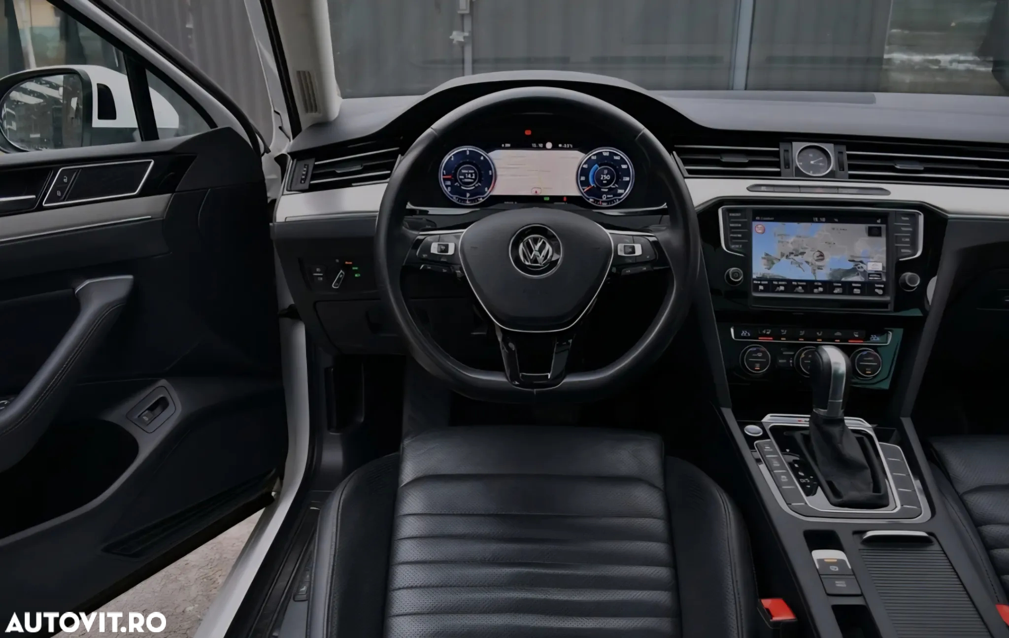 Volkswagen Passat Variant 2.0 TDI DSG 4Motion Highline - 17