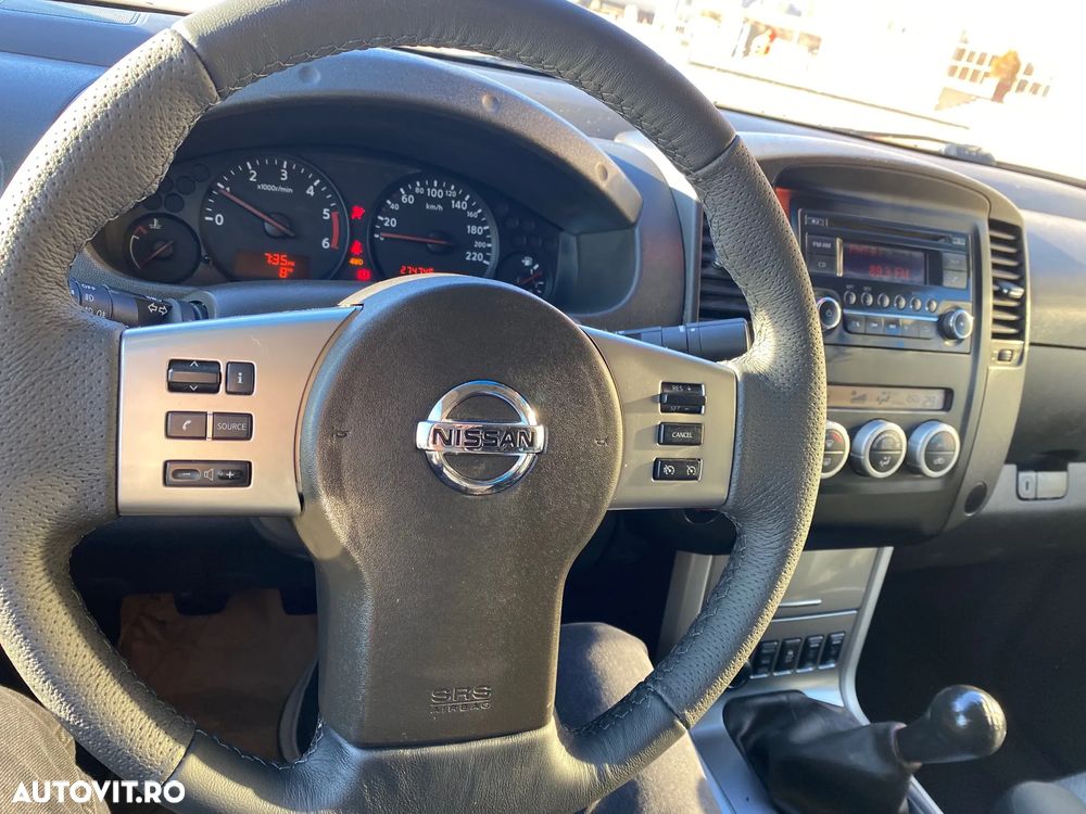 Nissan Navara 2.5 dCi Double Cab LE Plus - 5