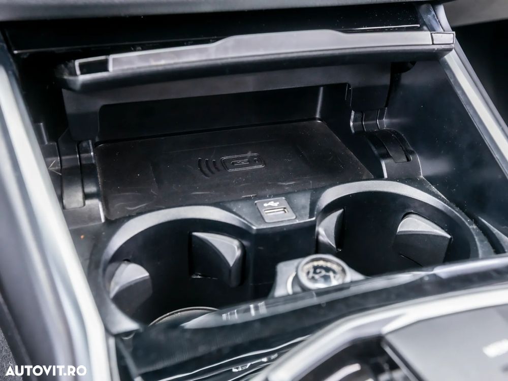 BMW Seria 3 320e AT PHEV - 23