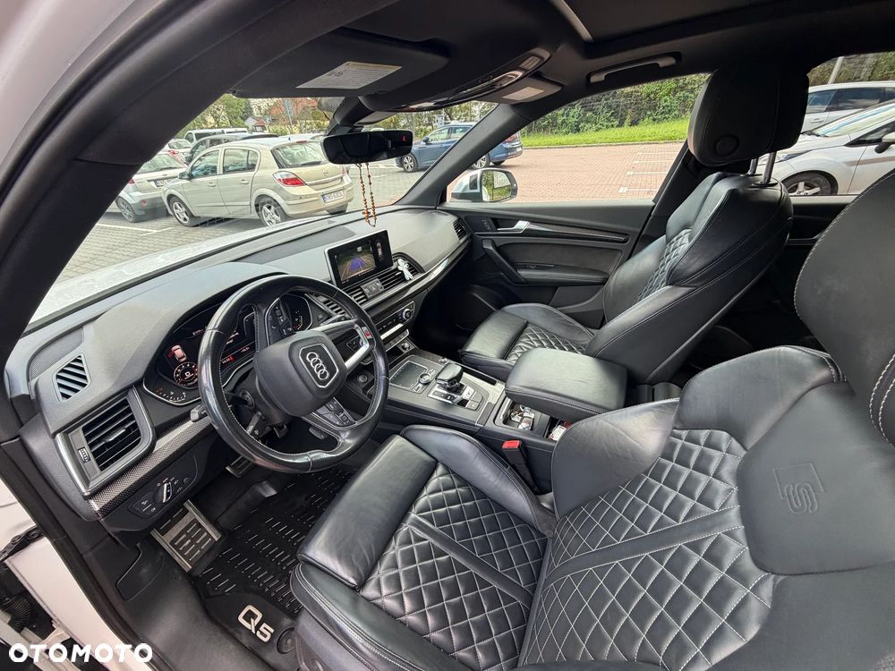 Audi SQ5 - 7