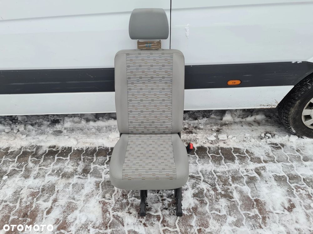 VW T5 LIFT fotel koziołek składany PALACE - 1