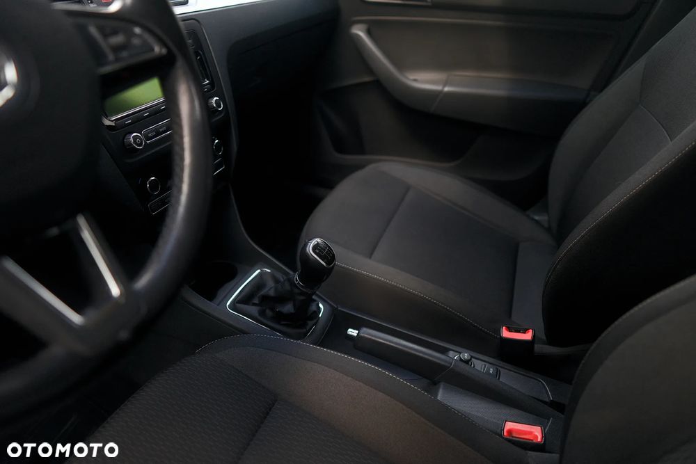 Skoda RAPID 1.2 TSI Elegance - 7