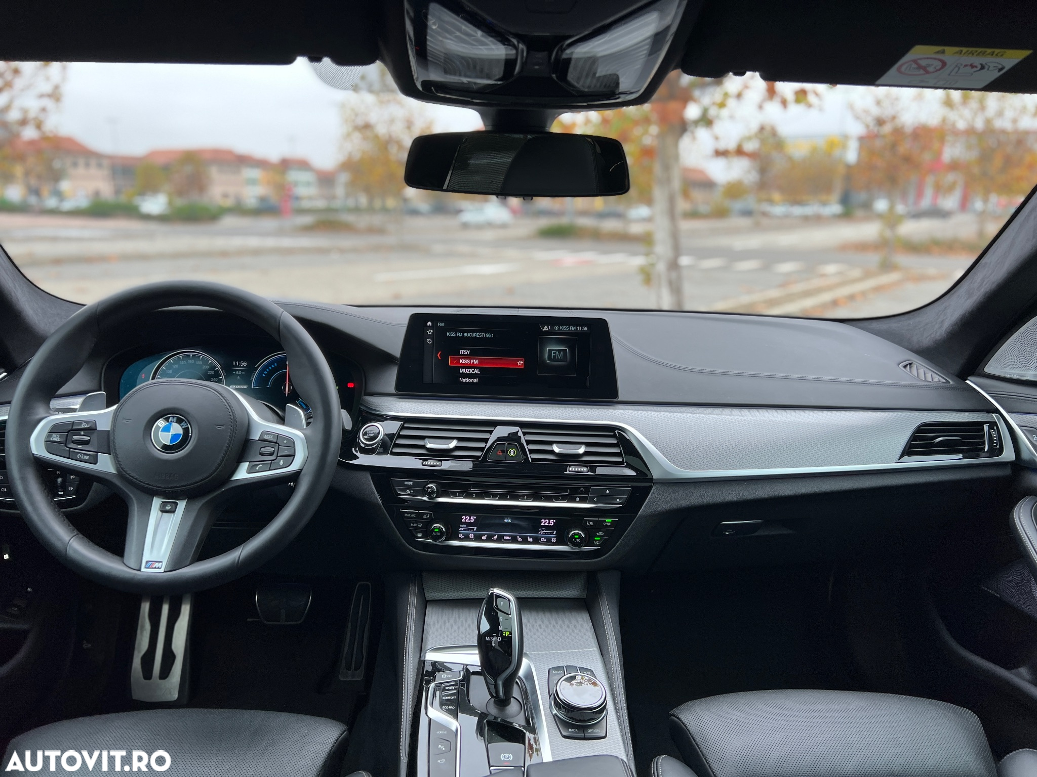 BMW Seria 5 530e Aut. M Sport Edition - 14