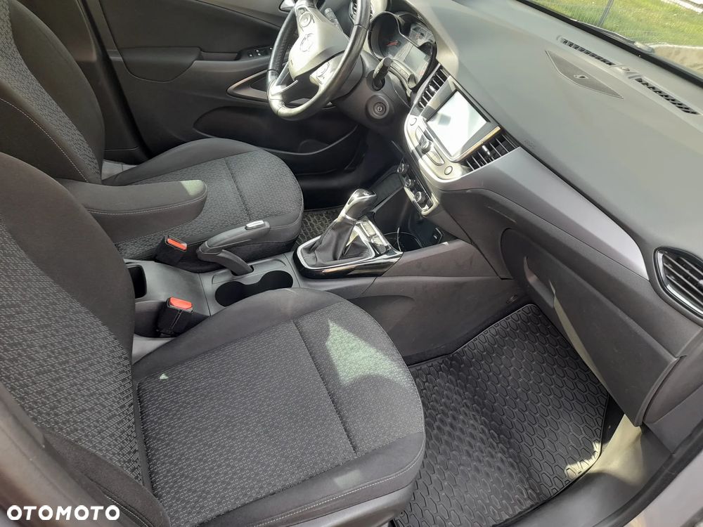 Opel Crossland X 1.2 Essentia - 4