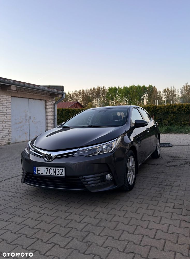 Toyota Corolla 1.6 Premium - 1