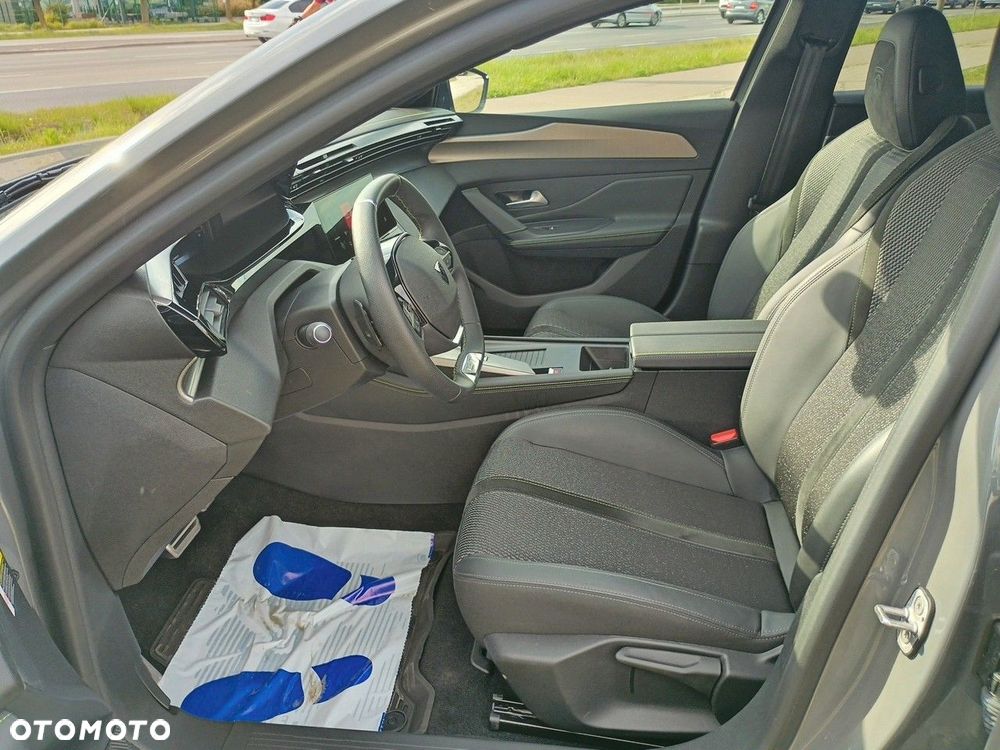 Peugeot 308 - 11