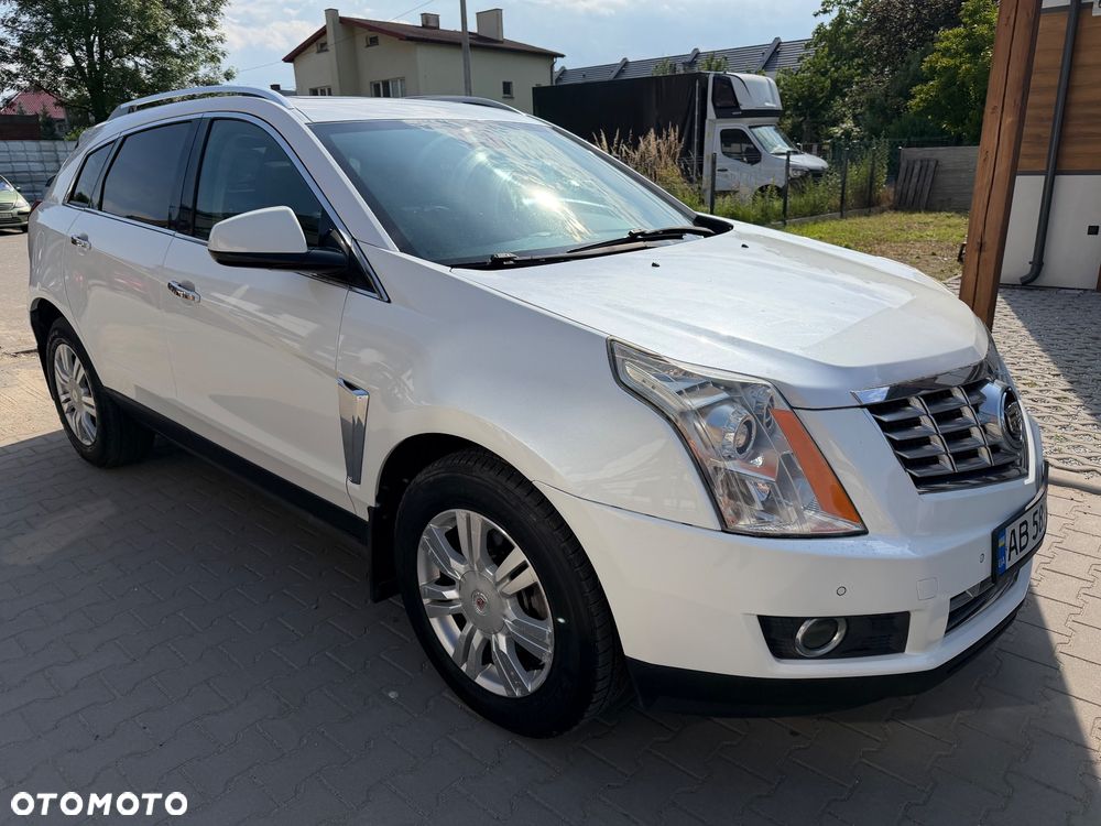 Cadillac SRX - 33