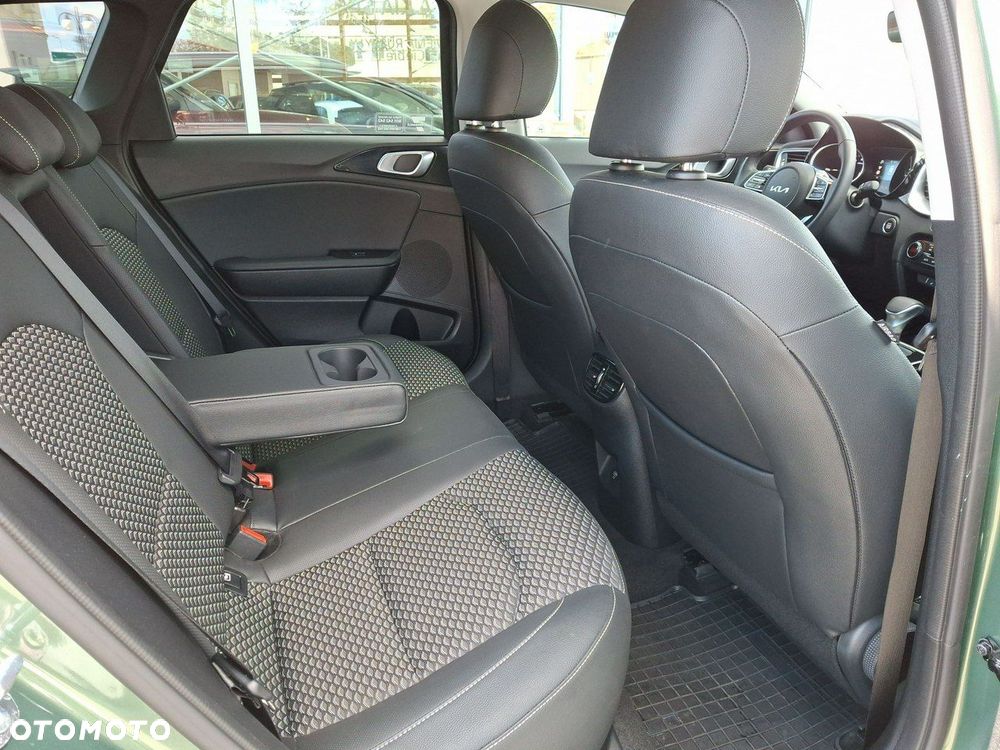 Kia Ceed 1.5 T-GDI Tribute DCT - 14