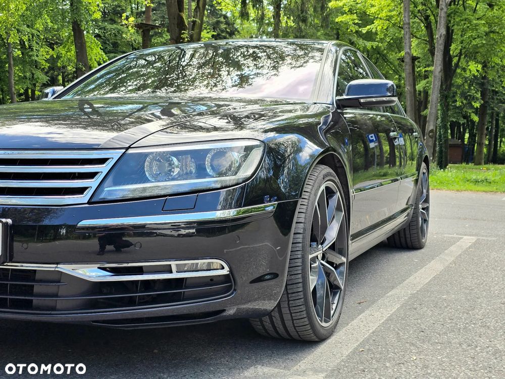 Volkswagen Phaeton 4.2 V8 4MOTION Automatik (5 Sitzer) - 12