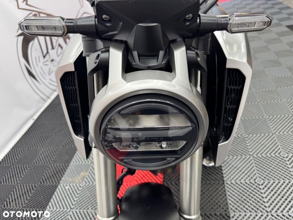 Honda CB - 26