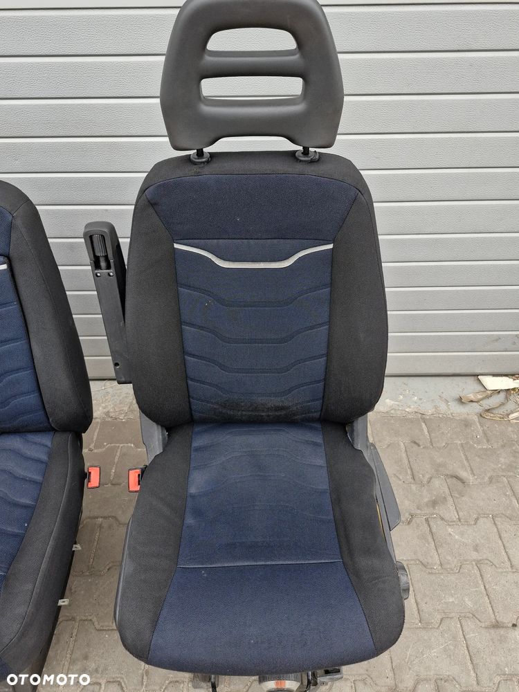 IVECO DAILY 6 FOTEL PNEUMATYCZNY KANAPA ŁAWKA - 2