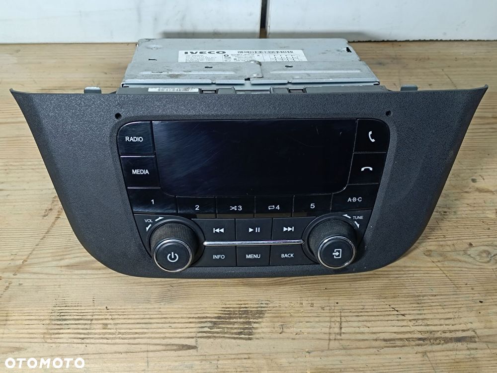 radio fabryczne mp3 fm dab bluetooth iveco daily 14+ - 2