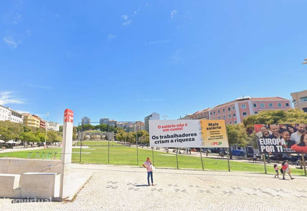 Excelente T1 duplex entre a Alameda e Areeiro - Grande imagem: 4/7