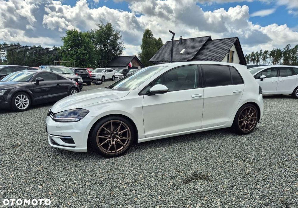Volkswagen Golf - 31