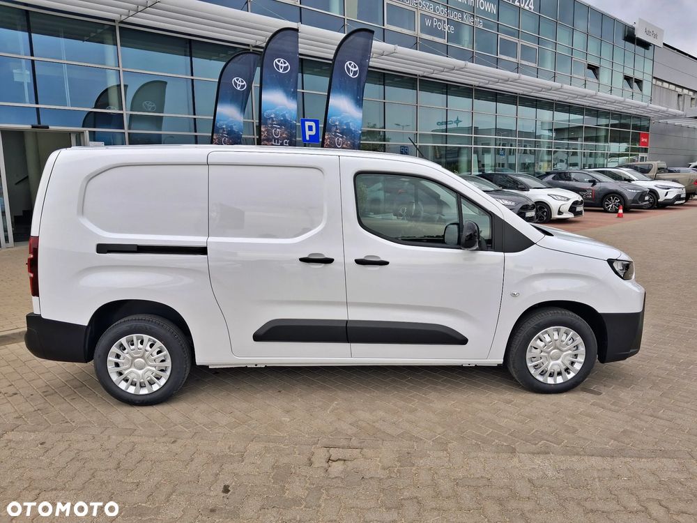 Toyota PROACE CITY LONG - 4
