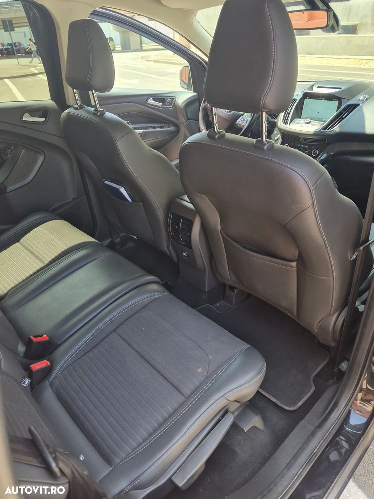 Ford Kuga 1.5 TDCi 2WD Titanium - 9