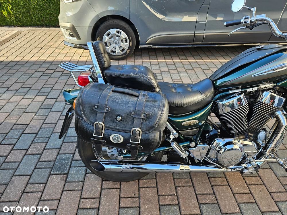 Suzuki Intruder - 39