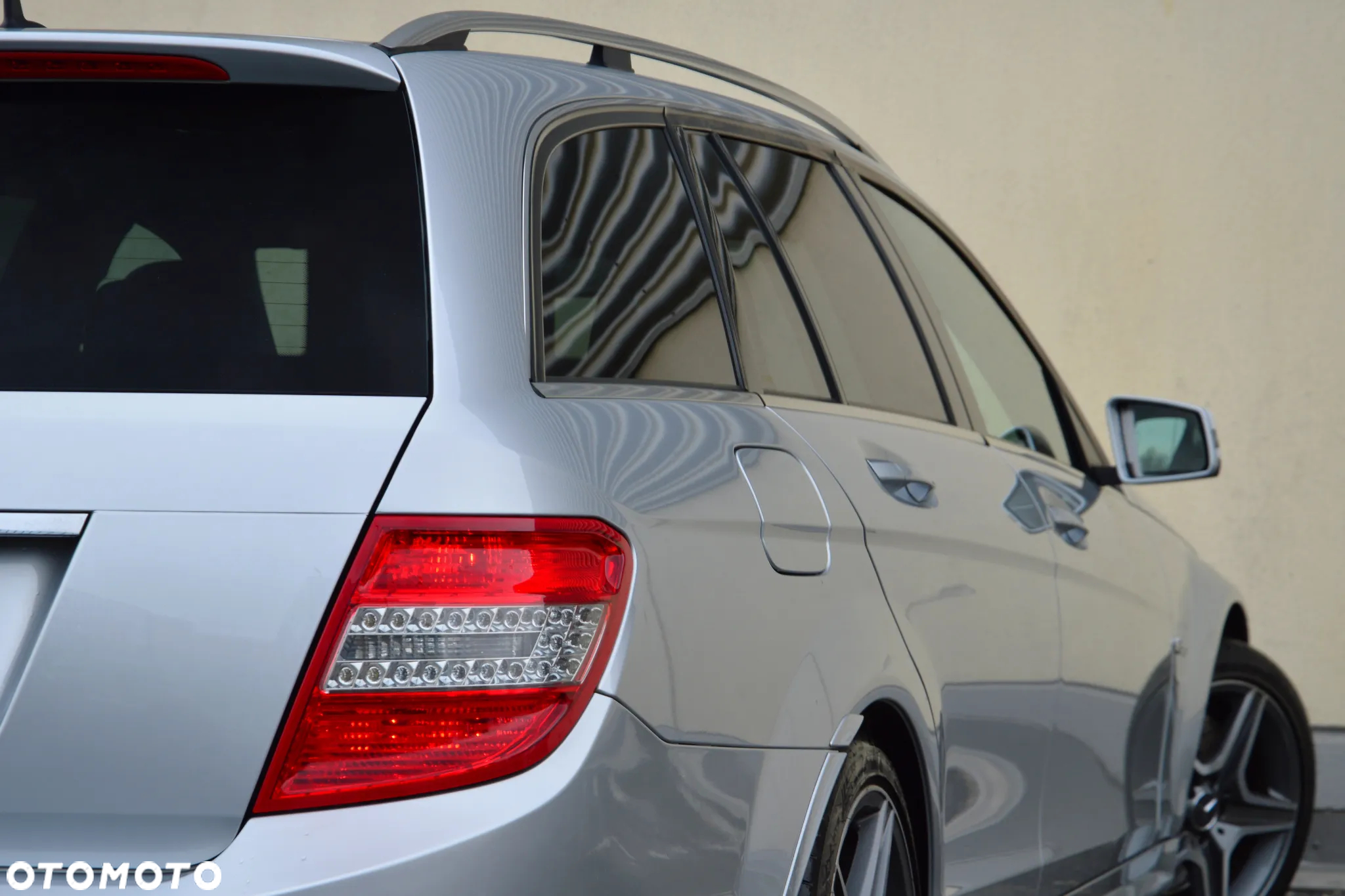 Mercedes-Benz Klasa C 63 AMG - 10