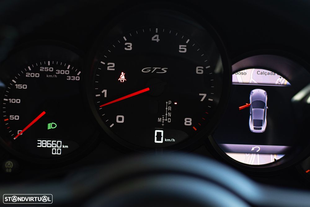 Porsche 911 (991) Carrera 4 GTS PDK - 10