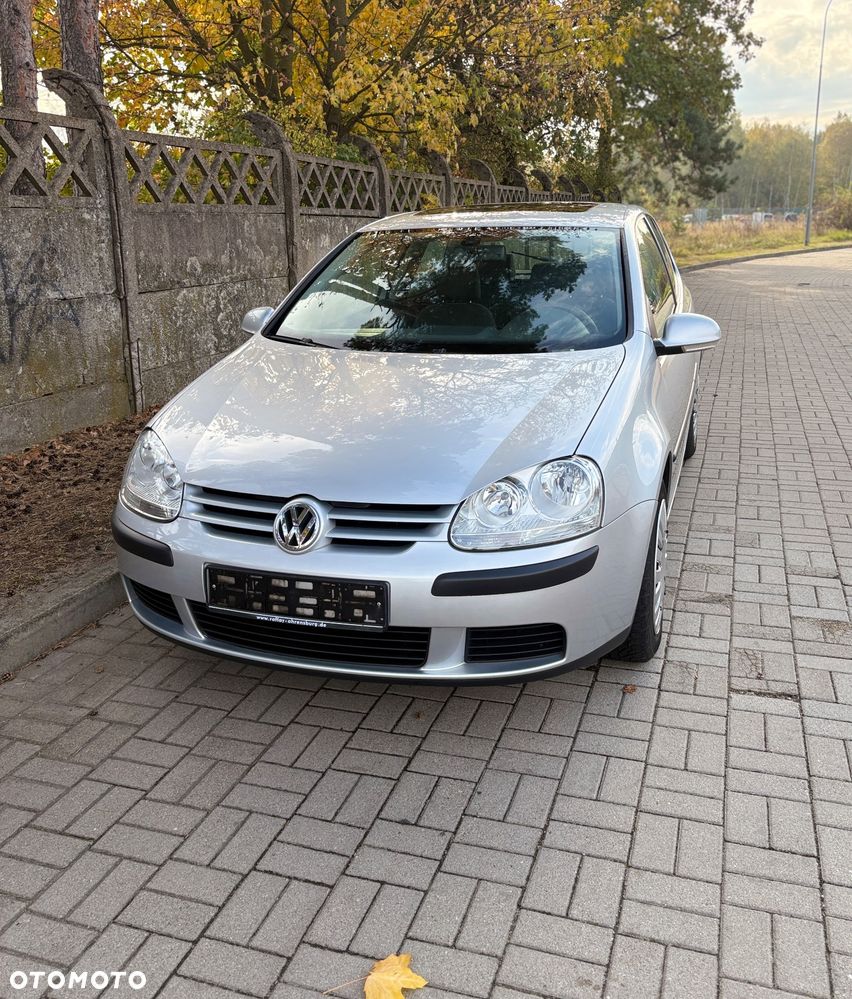 Volkswagen Golf - 6