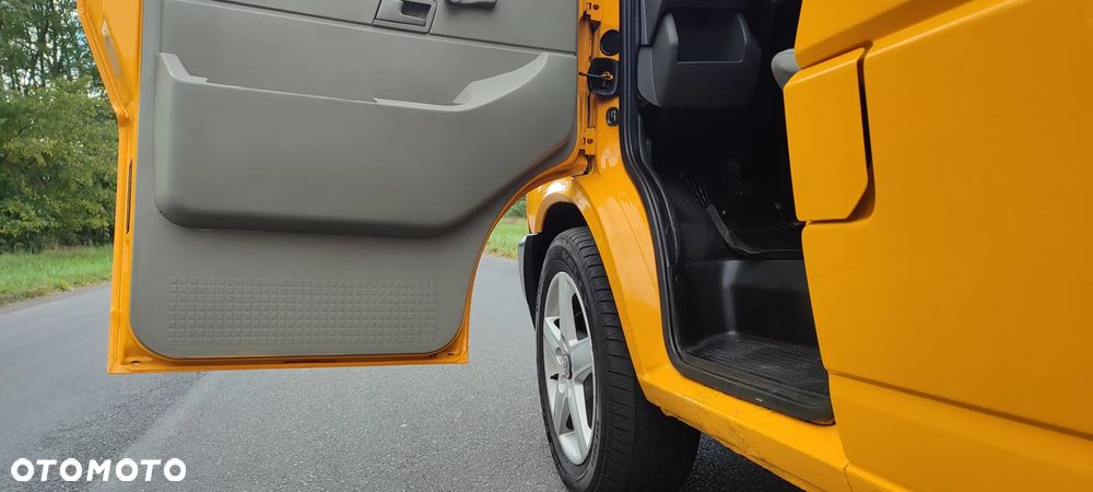 Volkswagen Transporter - 17