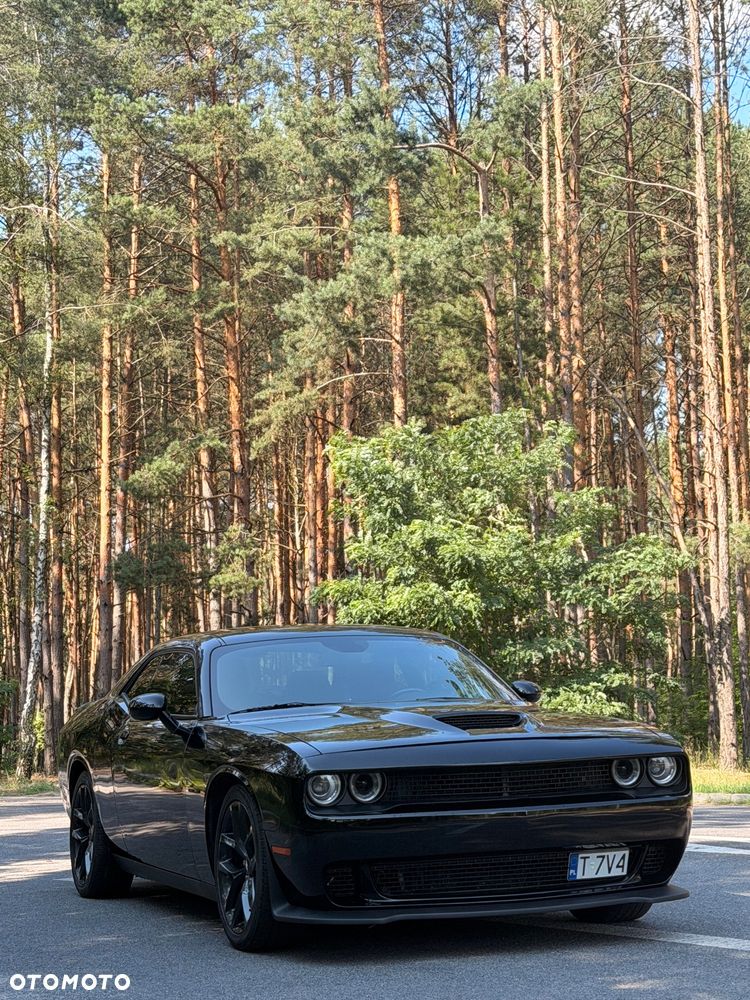Dodge Challenger - 5