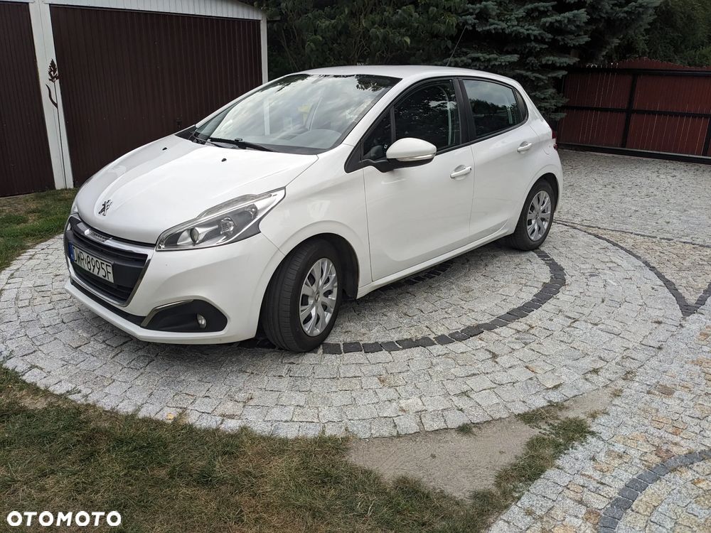Peugeot 208 - 6