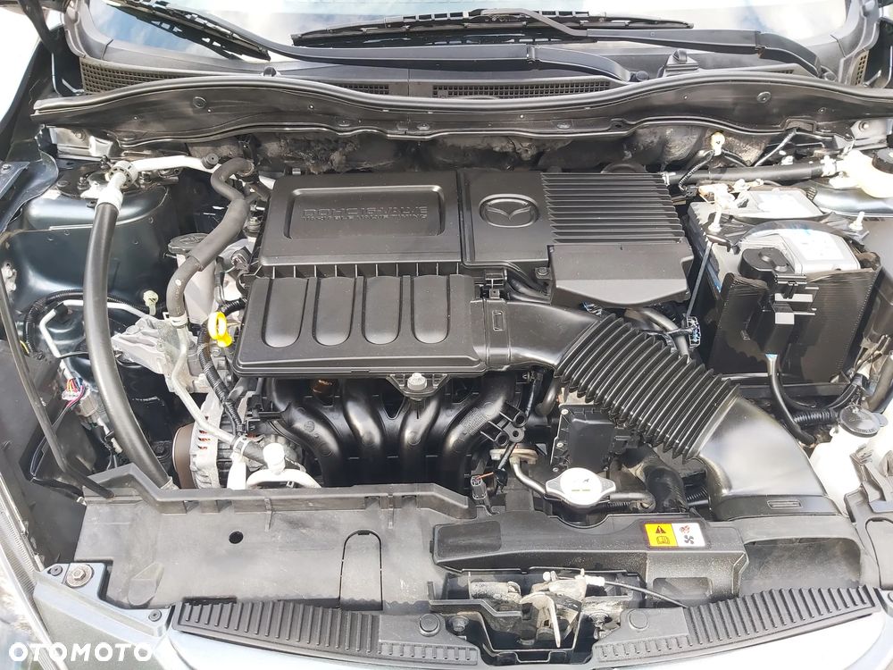 Mazda 2 - 16